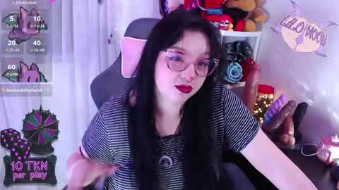 Snapshot of lilomoon69 chatting on November 12, 2025, 1:44 pm Lilo online show from November 12, 2025, 1:44 pm