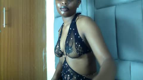 lilpretty16 online show from July 1, 2026, 2:40 pm