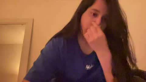 lilprincessxoxo_ online show from June 17, 2026, 2:25 am