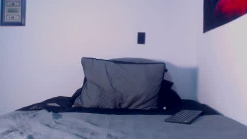  ONLYFANS   online show from September 19, 2025, 8:20 pm