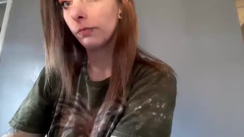 Luna online show from March 24, 2026, 9:42 pm