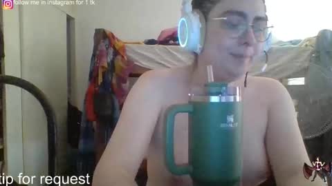 lilsuccubusvicky online show from January 30, 2025, 5:39 pm