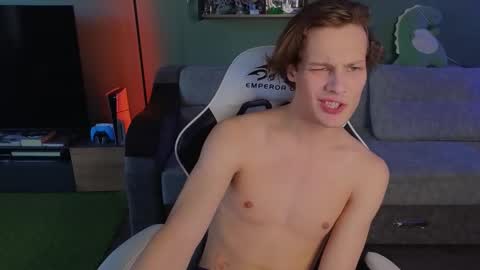 Snapshot of lilteddyboy chatting on October 11, 2025, 1:42 pm lilteddyboy online show from October 11, 2025, 1:42 pm