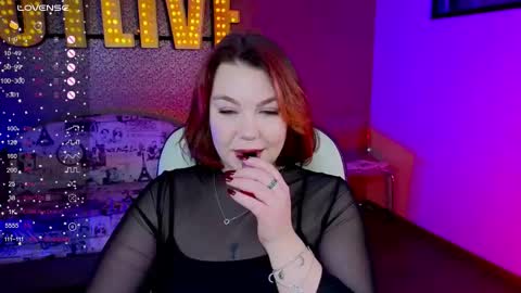 Lilu online show from February 14, 2026, 1:41 pm