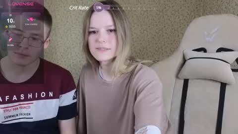 Snapshot of lily_and_jake chatting on February 25, 2025, 4:03 am lily_and_jake online show from February 25, 2025, 4:03 am