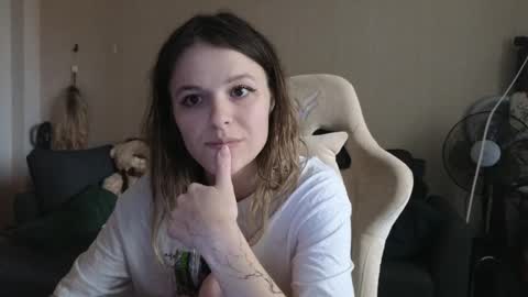 Snapshot of lily_and_jake chatting on November 9, 2025, 8:12 am lily_and_jake online show from November 9, 2025, 8:12 am