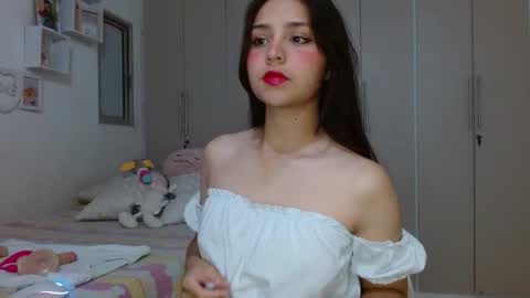 Snapshot of lily_crushx chatting on November 2, 2025, 7:44 am Lirio online show from November 2, 2025, 7:44 am