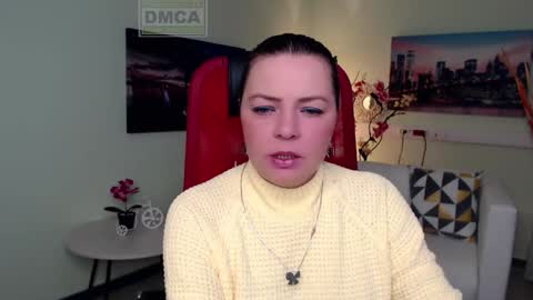 Lily online show from November 30, 2025, 9:13 am