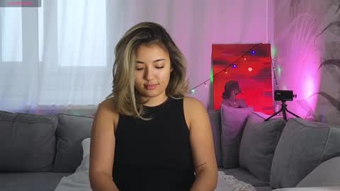 Lily online show from January 10, 2025, 6:20 am