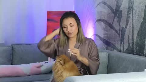 Lily online show from March 5, 2025, 3:18 pm