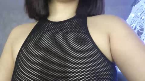 Lily online show from November 15, 2025, 11:07 am