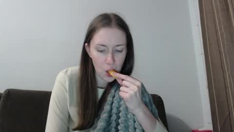 lily_love_x online show from May 27, 2026, 1:57 am