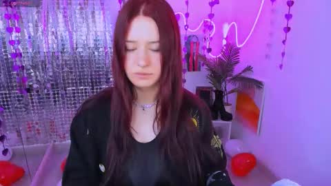 Lily online show from February 15, 2026, 7:51 am