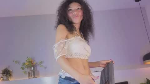 lily_obsession online show from May 3, 2026, 2:12 pm