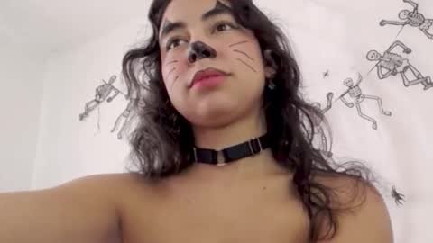 Lily Roberts online show from October 20, 2025, 3:45 pm