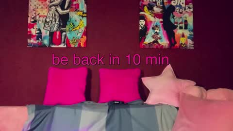 Snapshot of lily_smily chatting on October 4, 2025, 11:08 am Lily online show from October 4, 2025, 11:08 am