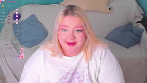 Lily online show from January 31, 2025, 3:00 pm