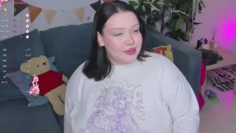 Lily online show from September 25, 2025, 5:05 pm