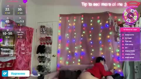 Lily Grace online show from April 7, 2026, 11:26 pm