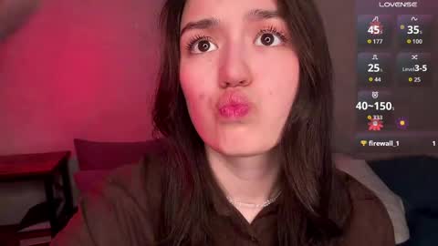 Lily online show from April 27, 2026, 3:21 pm