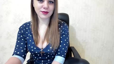 Snapshot of limebabykristi123 chatting on January 22, 2025, 11:01 am online show from January 22, 2025, 11:01 am