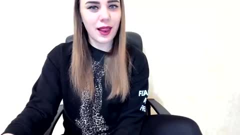 Snapshot of limebabykristi123 chatting on February 22, 2025, 10:51 am online show from February 22, 2025, 10:51 am