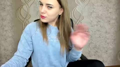 Snapshot of limebabykristi123 chatting on October 6, 2025, 1:08 pm online show from October 6, 2025, 1:08 pm