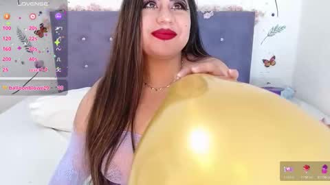 Snapshot of lin_jayani chatting on February 24, 2026, 9:24 pm Lin online show from February 24, 2026, 9:24 pm