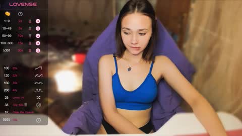 Snapshot of lina_and_lion chatting on October 18, 2025, 5:03 pm Scarlet online show from October 18, 2025, 5:03 pm