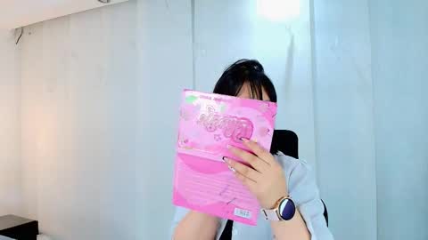  Lina Bedoya  online show from September 22, 2025, 11:34 am