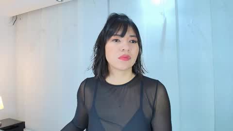  Lina Bedoya  online show from September 25, 2025, 11:36 am