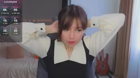 Lina online show from April 7, 2026, 3:29 am