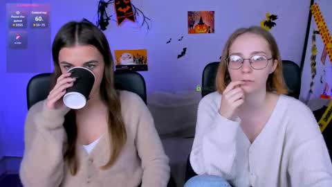 lina_fox12 online show from October 24, 2025, 12:34 pm