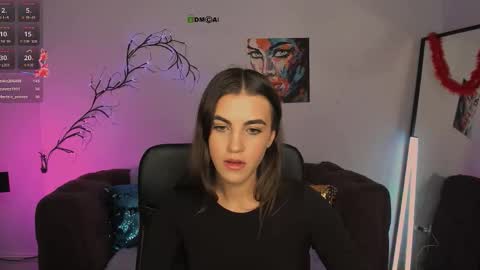 lina_fox12 online show from November 12, 2025, 1:44 pm