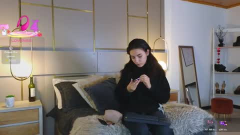 Lina online show from March 14, 2026, 1:27 pm