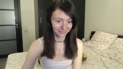 Lina Rouge online show from July 3, 2026, 3:24 am