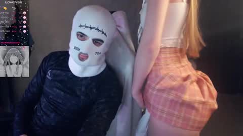 Snapshot of linaandliam chatting on March 7, 2025, 12:37 am linaandliam online show from March 7, 2025, 12:37 am