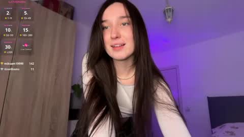Lina online show from May 2, 2026, 8:03 pm