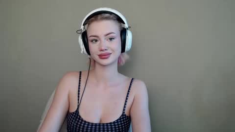 Snapshot of linacute52 chatting on October 18, 2025, 8:59 am linacute52 online show from October 18, 2025, 8:59 am