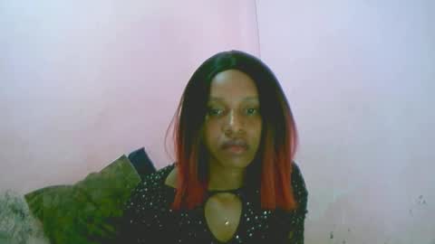 linah1123 online show from April 14, 2026, 10:38 pm