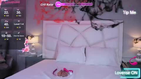 L I N A  online show from October 31, 2025, 4:35 am