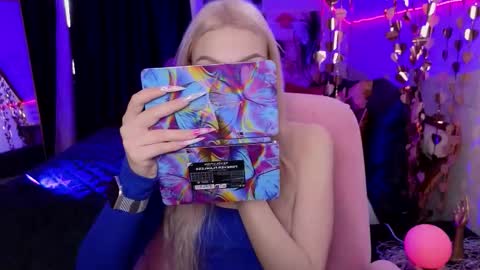 I am Lina online show from March 21, 2026, 8:08 am