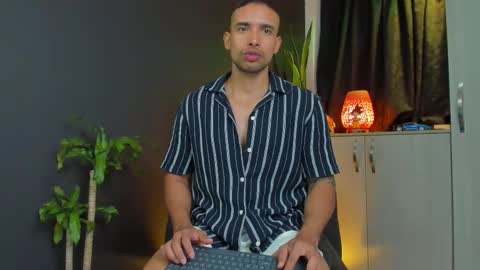 Lincom Amith online show from October 22, 2025, 11:48 pm