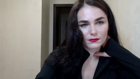 Snapshot of linda_aa chatting on October 22, 2025, 4:40 pm Linda online show from October 22, 2025, 4:40 pm