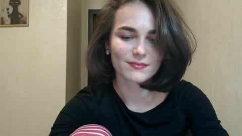 Linda online show from April 25, 2026, 8:39 pm