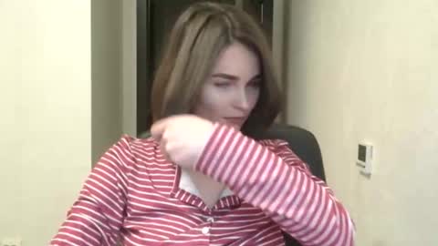 Linda online show from April 26, 2026, 7:11 pm