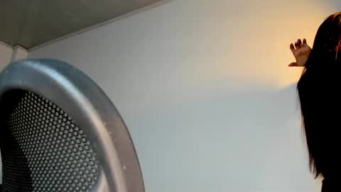 Snapshot of linda_alana chatting on October 24, 2025, 11:01 pm Alana online show from October 24, 2025, 11:01 pm