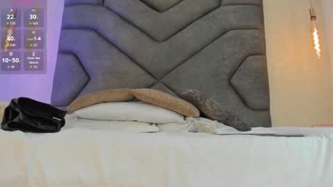 Linda Saenz online show from March 1, 2026, 11:45 am