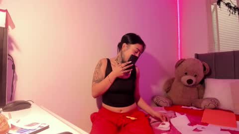 Snapshot of lindaa_miller chatting on September 29, 2025, 8:57 pm linda miller online show from September 29, 2025, 8:57 pm