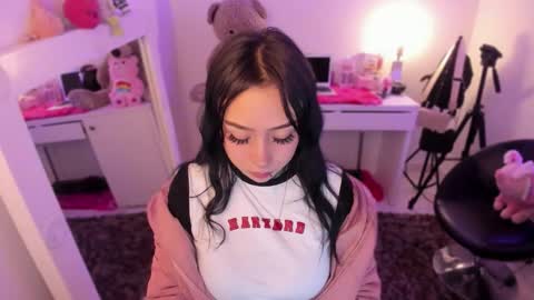 Snapshot of lindaa_miller chatting on October 31, 2025, 3:07 am linda miller online show from October 31, 2025, 3:07 am